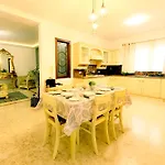 Ros - Charming 3 Bedroom Maisonette * Balzan