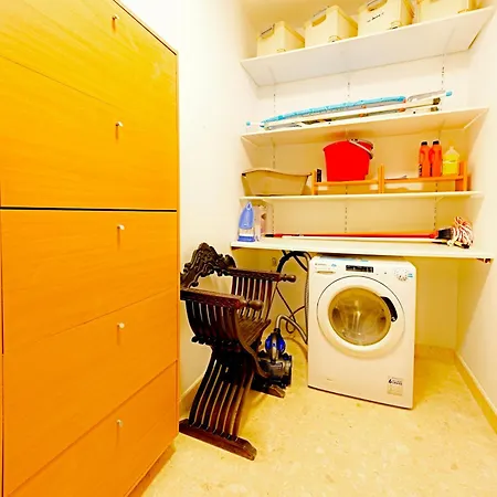 Apartamento Ros - Charming 3 Bedroom Maisonette