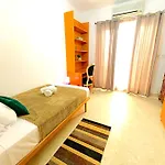 Ros - Charming 3 Bedroom Maisonette Balzan
