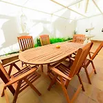 Ros - Charming 3 Bedroom Maisonette Διαμέρισμα *