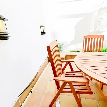 Apartment Ros - Charming 3 Bedroom Maisonette