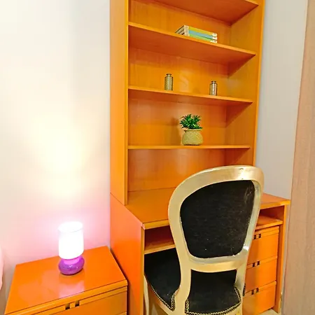 Lägenhet Ros - Charming 3 Bedroom Maisonette