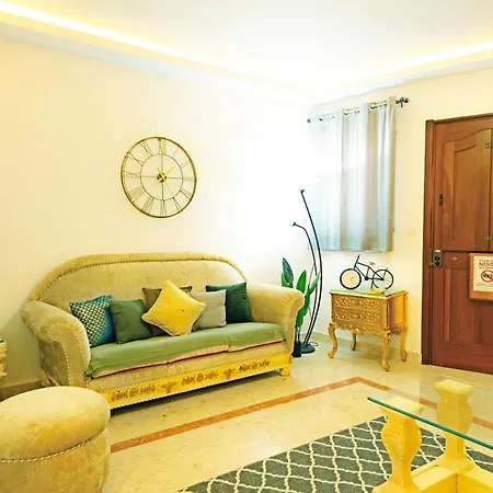 Lägenhet Ros - Charming 3 Bedroom Maisonette *