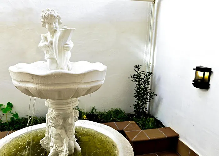 Ros - Charming 3 Bedroom Maisonette Appartamento