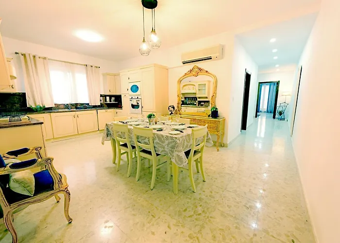 Ros - Charming 3 Bedroom Maisonette 公寓 Balzan