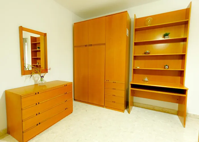 公寓 Ros - Charming 3 Bedroom Maisonette *