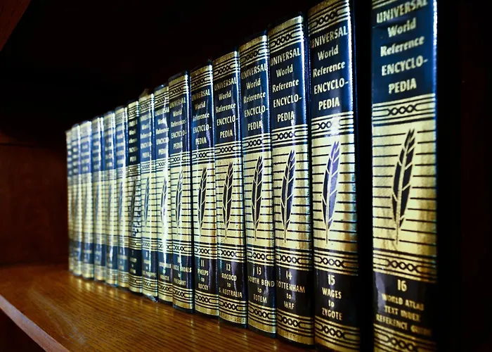 Ros - Charming 3 Bedroom Maisonette